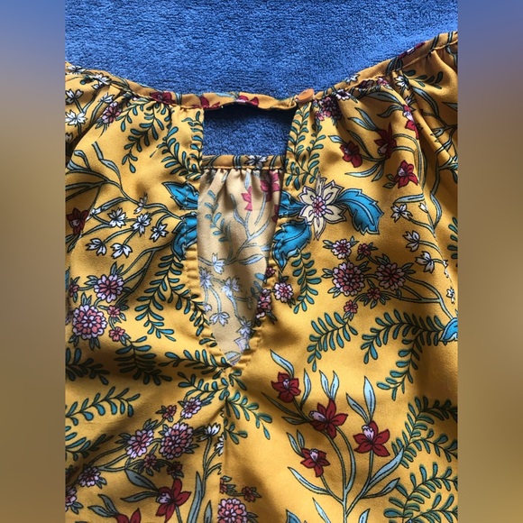 Yellow Floral Blouse - Picture 3 of 5